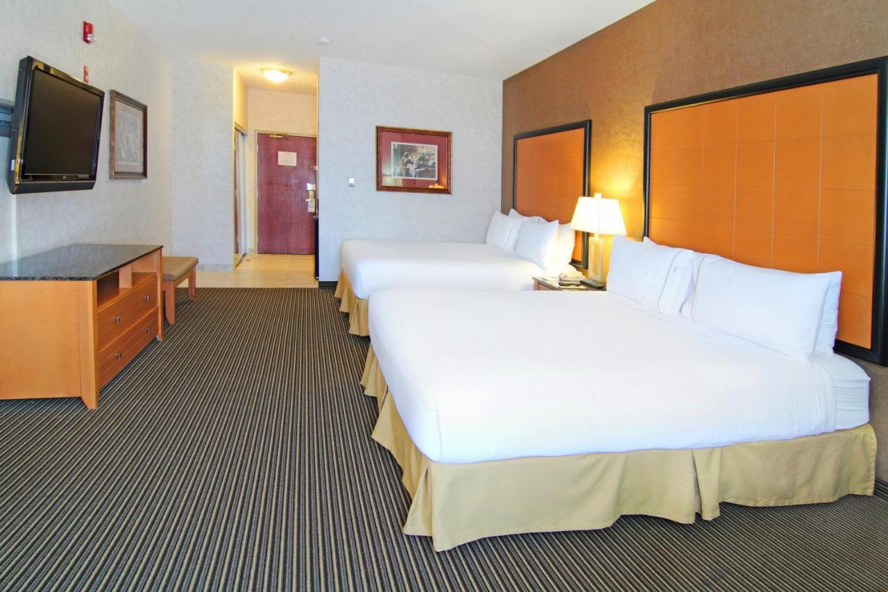 Holiday Inn Express Calgary South By Ihg Exterior foto