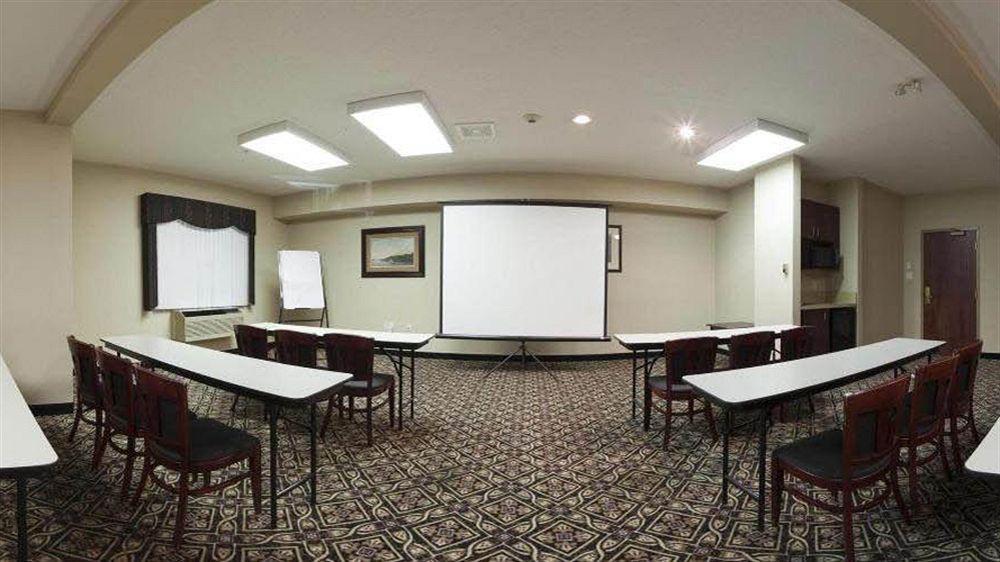 Holiday Inn Express Calgary South By Ihg Exterior foto